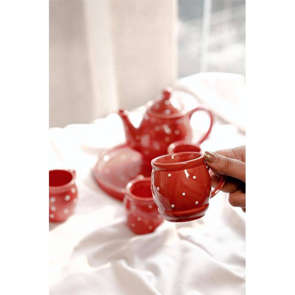 Radiant Red polka Tea arrangement