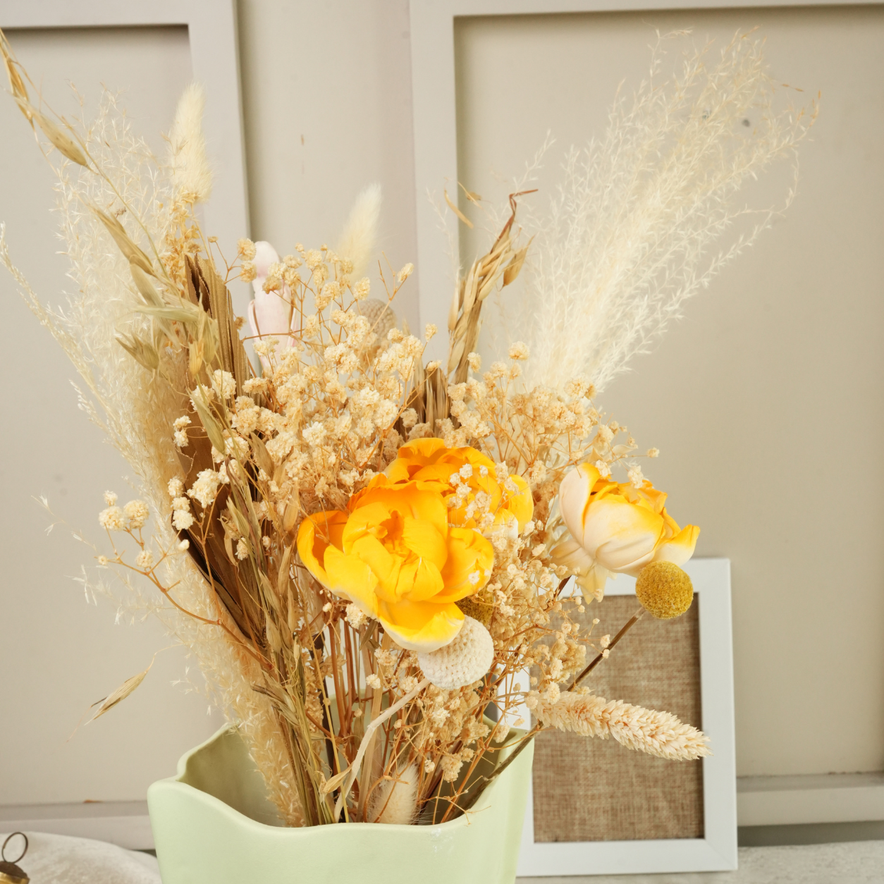 Matcha Muse Sculpted Vase with Dried Flowers | Modern Decorative Vase