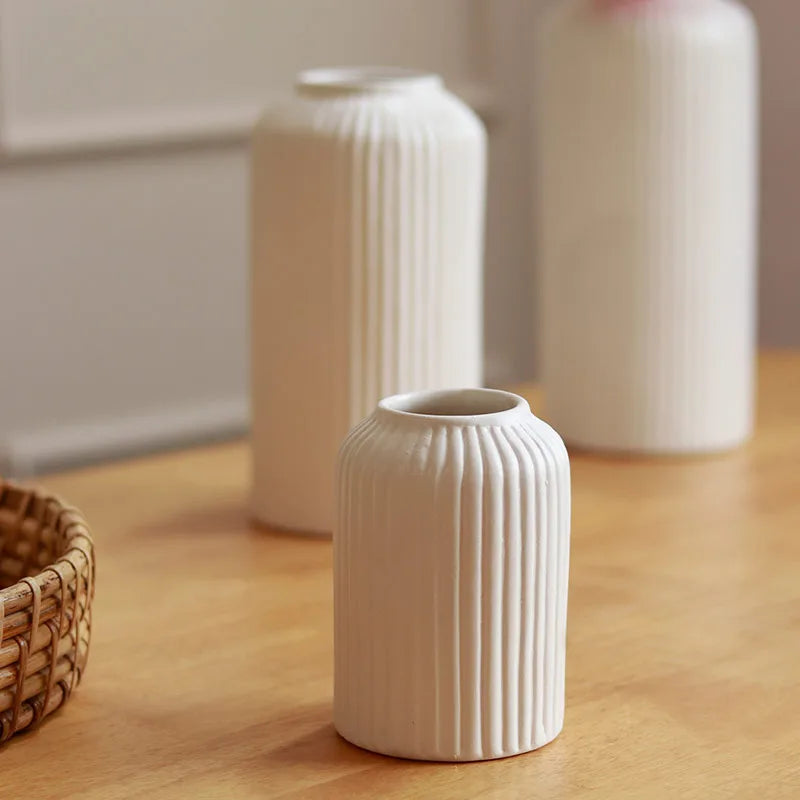 Snow White vase set of 3- Advance premium matt quality - https://artecasa.in/