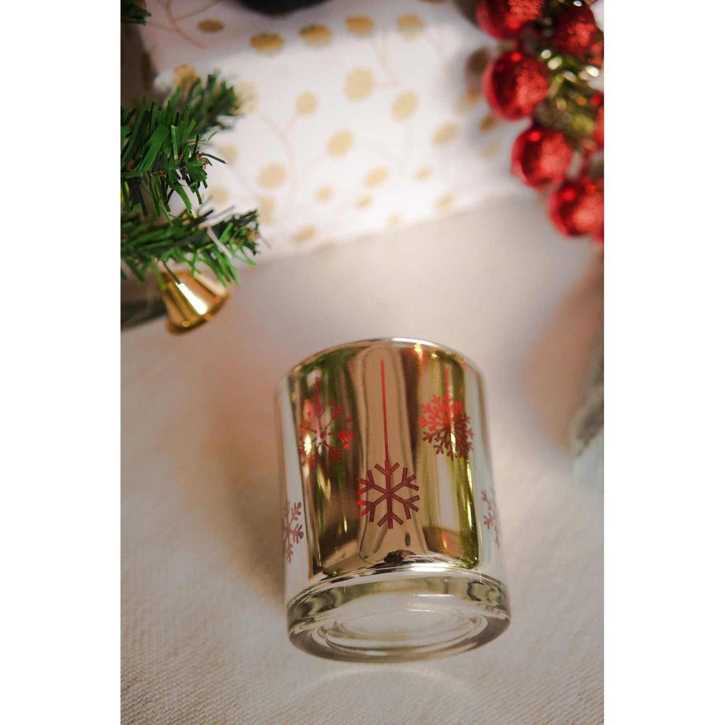 Mercury Red Tea light candle holder set - https://artecasa.in/