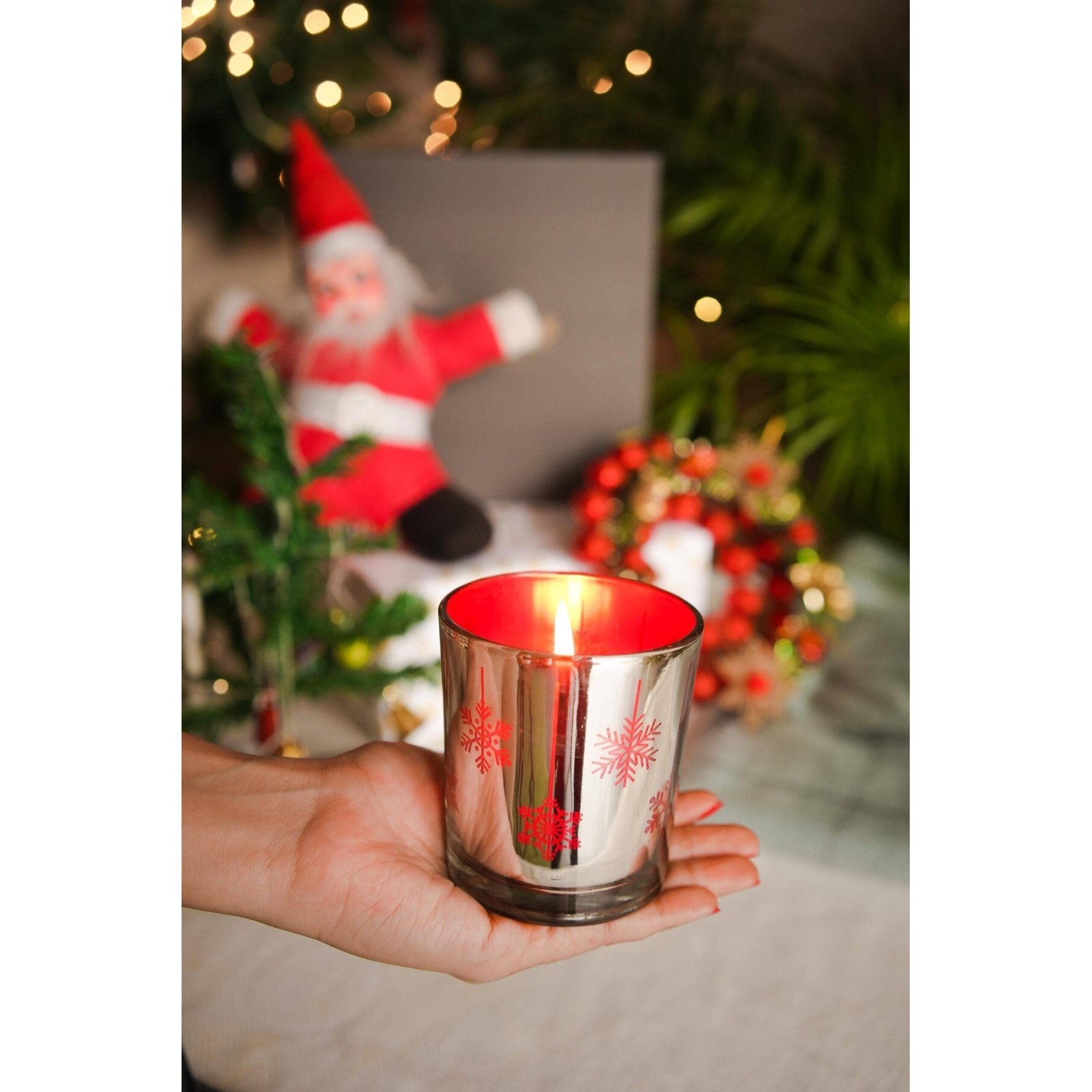 Mercury Red Tea light candle holder set - https://artecasa.in/