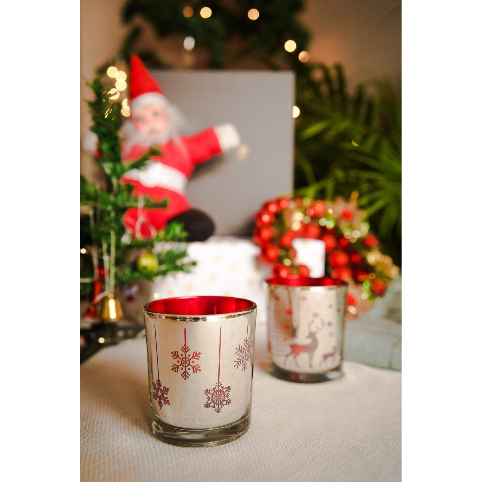 Mercury Red Tea light candle holder set - https://artecasa.in/