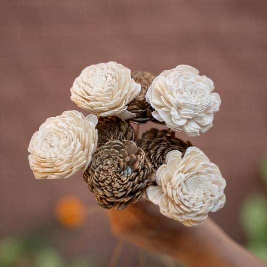 Sola Flower-Golden White - https://artecasa.in/