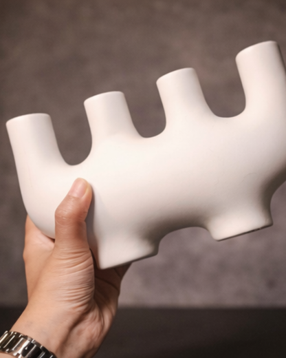 Color Mud White creative candlestand - https://artecasa.in/