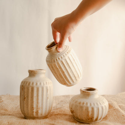 The Rustic Pottery family-Set of 3 with bunch