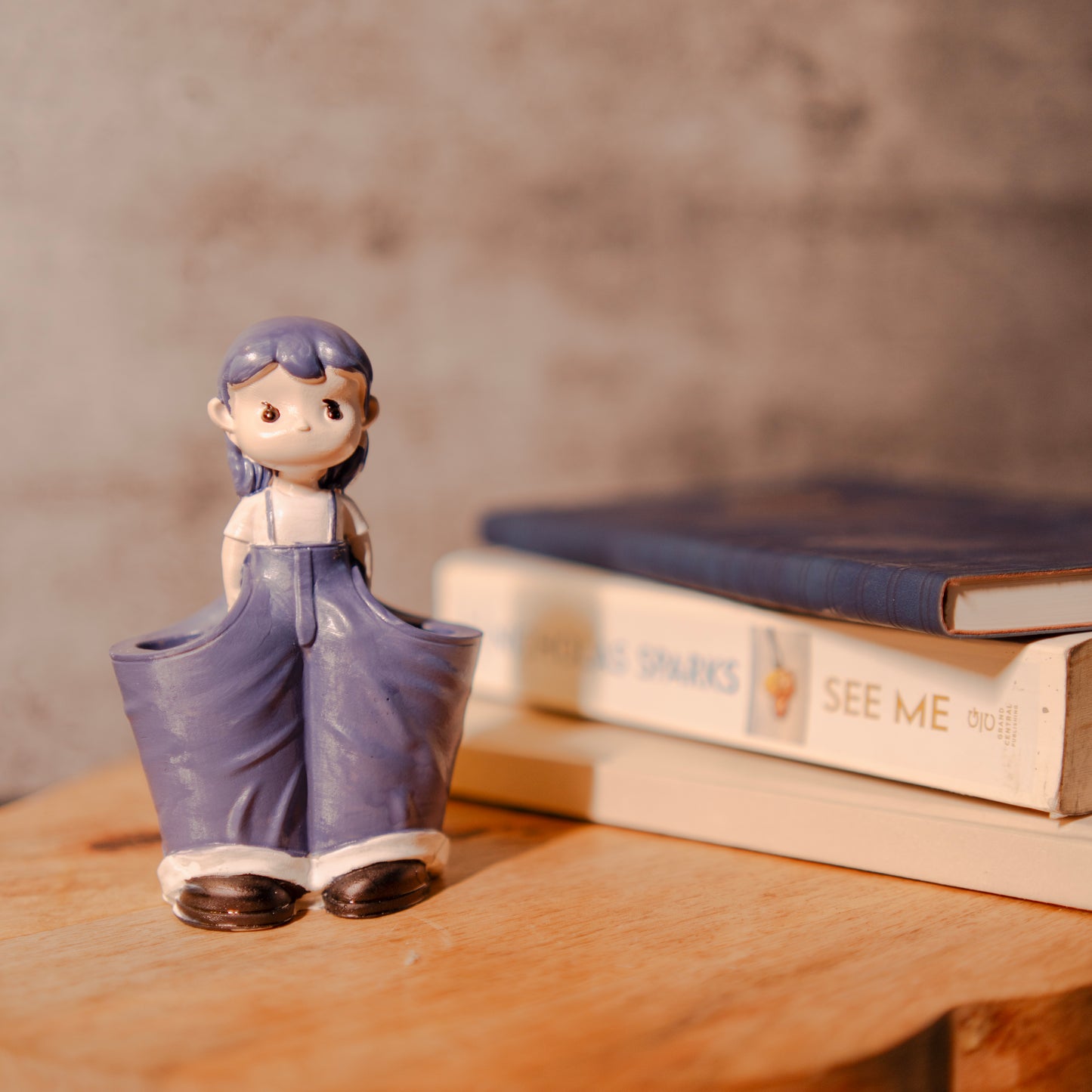 Glam Desk Stand