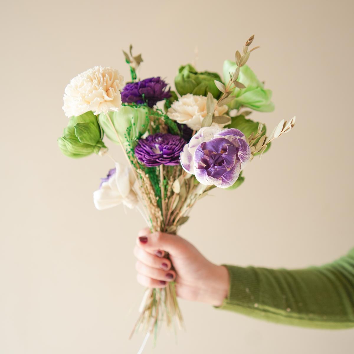 Marigold vase with Botanical bunch