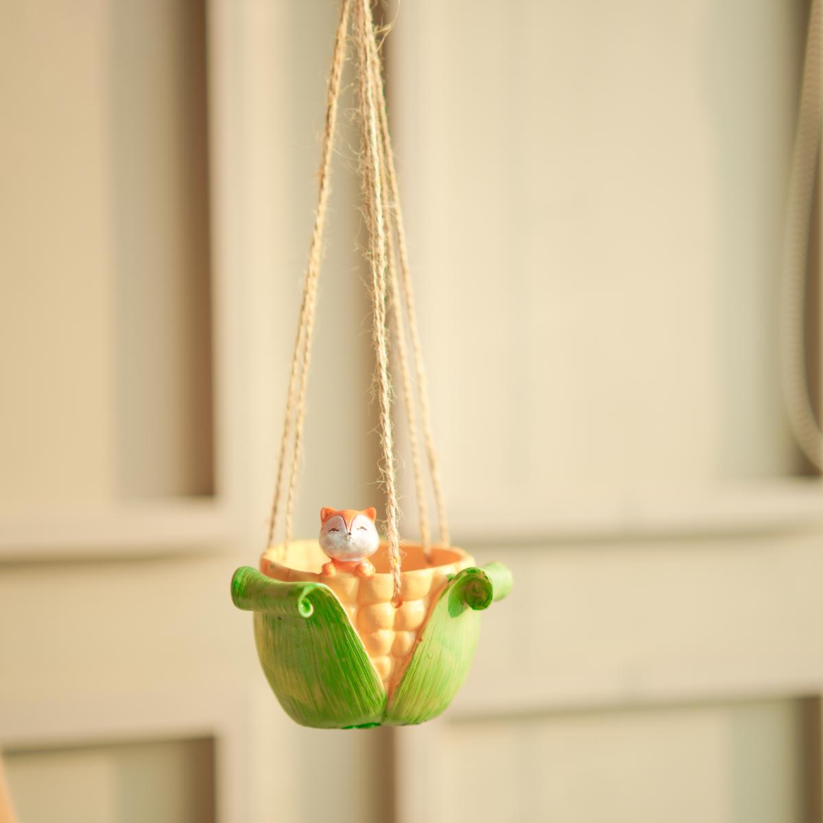 Corn plant hanging planter