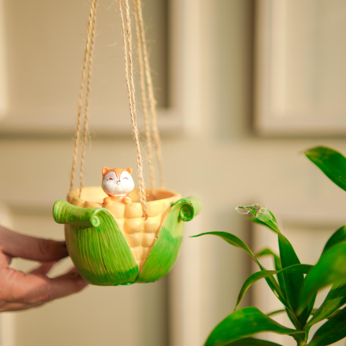 Corn plant hanging planter