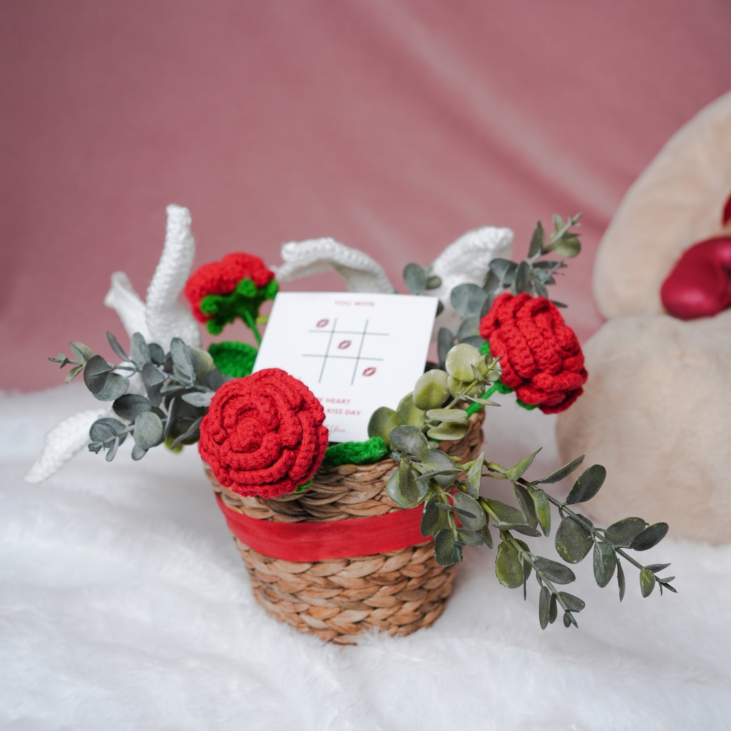 Rustic Romance Bamboo Basket – Handcrafted Floral Gift Hamper | ArteCasa