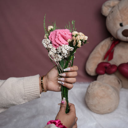 Pink Whisper Crochet Carnations – Handcrafted Forever Flower Décor | ArteCasa