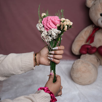 Pink Whisper Crochet Carnations – Handcrafted Forever Flower Décor | ArteCasa