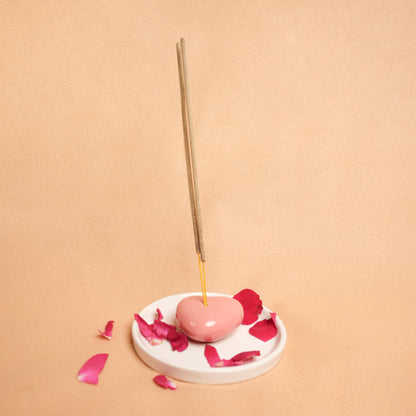 HeartGlow Agarbati Stand | Heart Shaped Ceramic Incense Holder - https://artecasa.in/