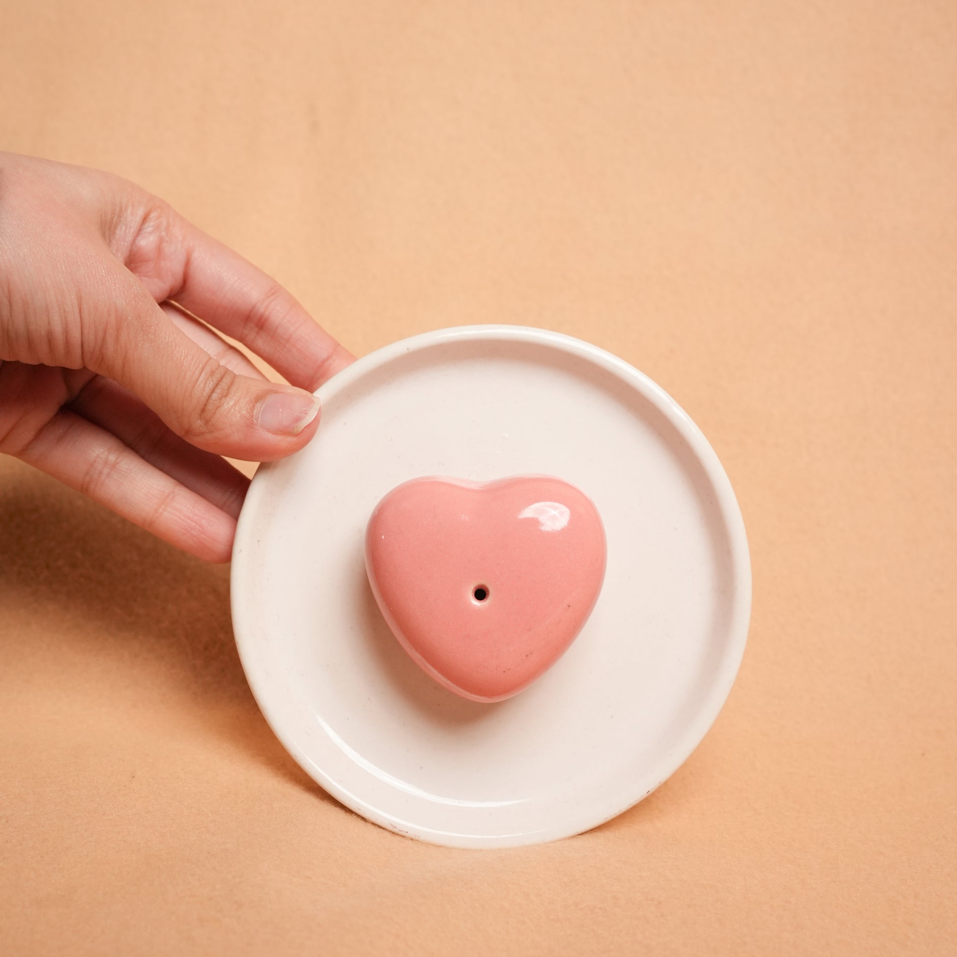HeartGlow Agarbati Stand | Heart Shaped Ceramic Incense Holder - https://artecasa.in/