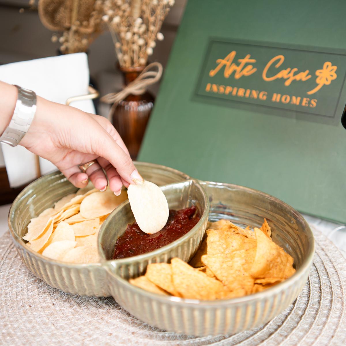 Dual flavour serving bowl