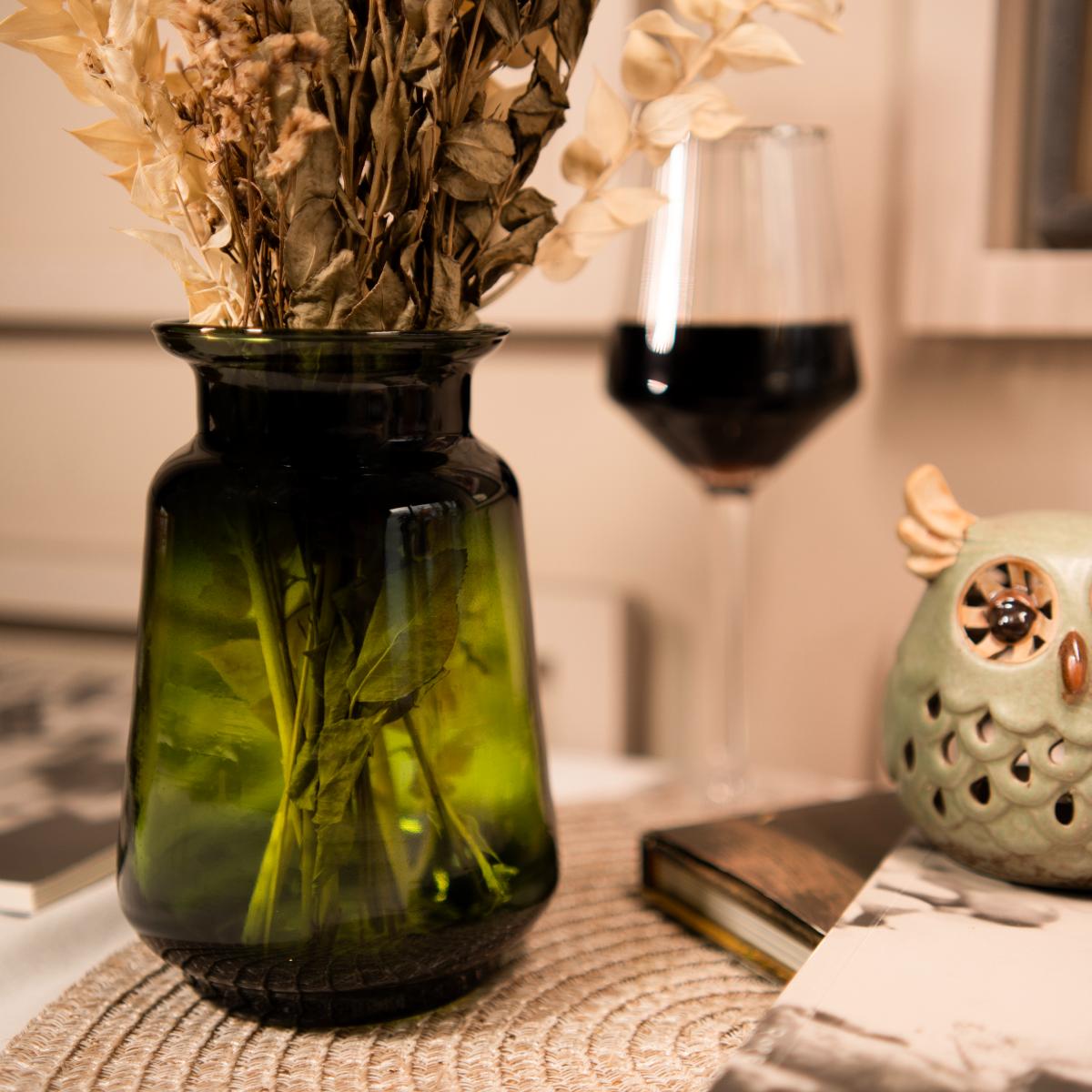 Emerald Elegance Vase with bunch