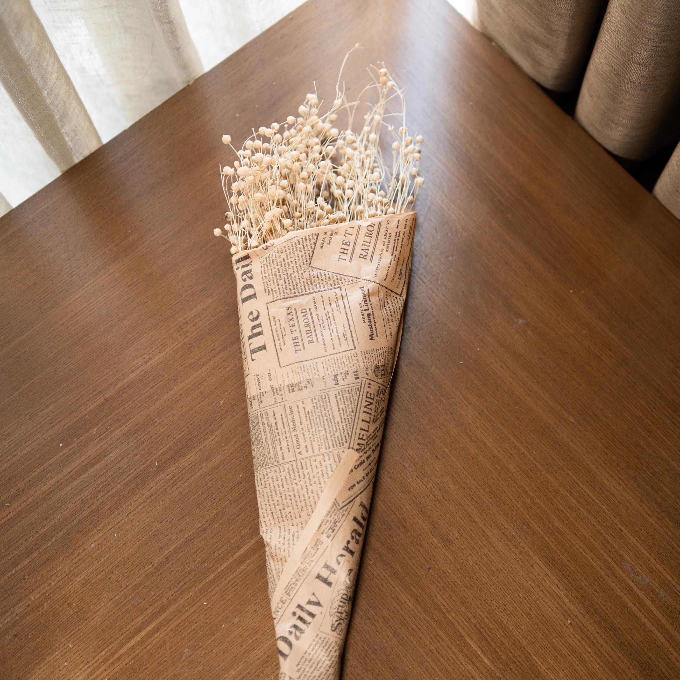 White flax dried flower