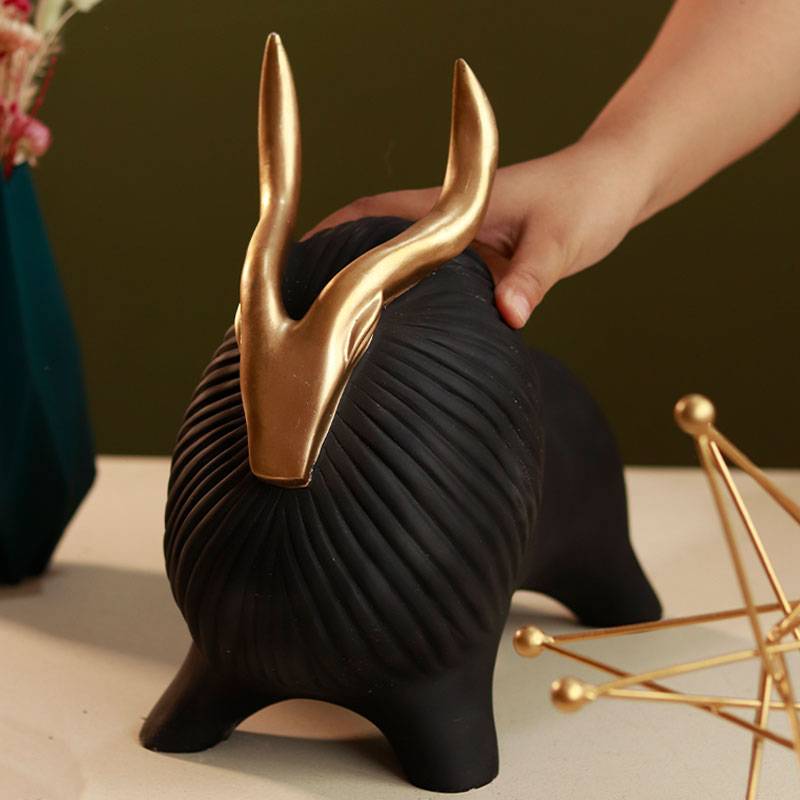 Horned Zen Yak sculpture-Black - https://artecasa.in/
