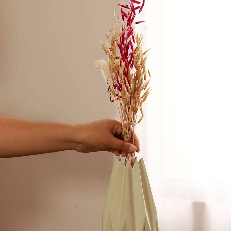 Geometrical zen vase white with cherry charm bunch - https://artecasa.in/