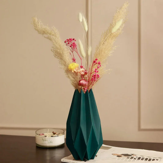 Geometrical zen vase with soft touch bunch - https://artecasa.in/
