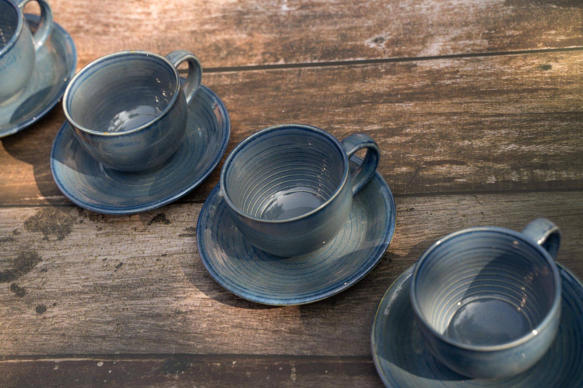 Sapphire serenity tea set - https://artecasa.in/