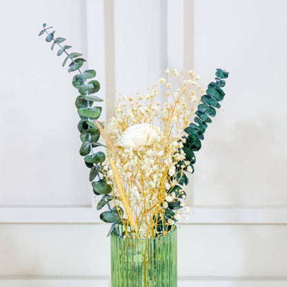 Green Horizon Bouquet Holder - https://artecasa.in/