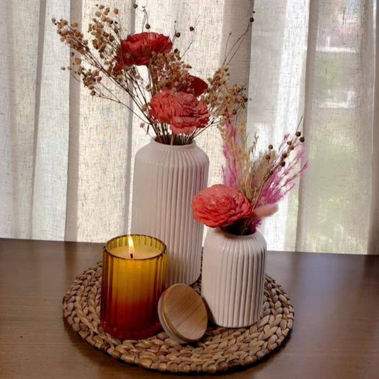 Side table look with Modern Matt vases - https://artecasa.in/