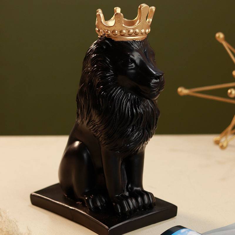 Black Lion king sculpture - https://artecasa.in/