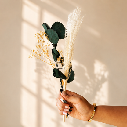 Amber Haven Large Glass Vase with Dried Flowers | Elegant Home Décor